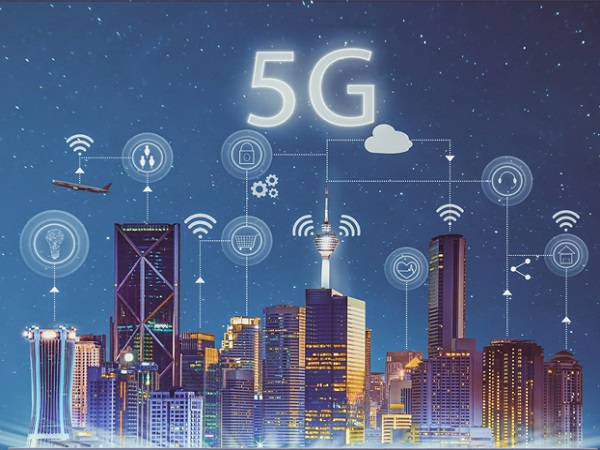 [eMarketer] 5G phone price drops as popularity rises